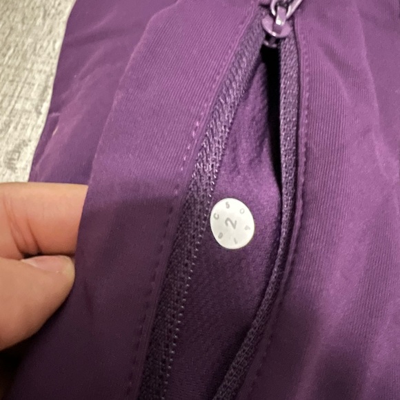 purple lululemon leggings - Picture 4 of 4